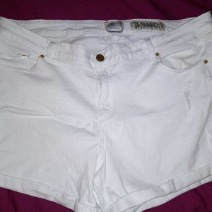 Indigo Rein distressed shorts